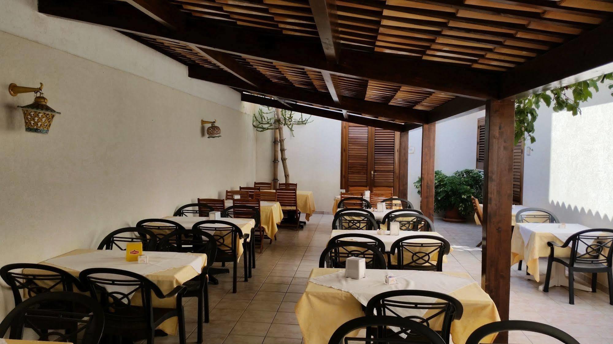 Hotel Al Paradise San Vito Lo Capo Exterior foto